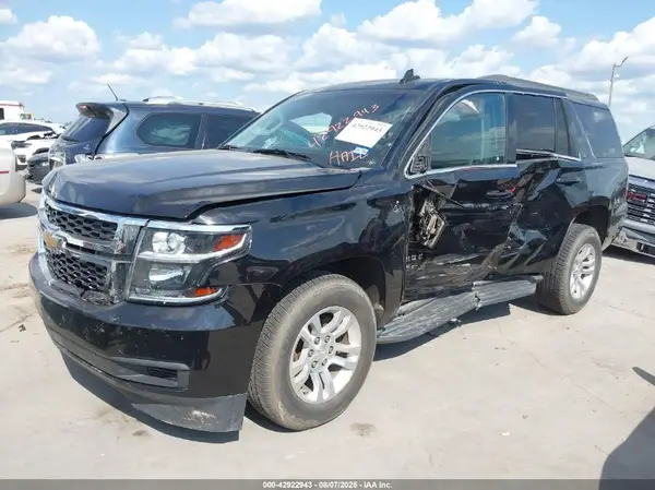 1GNSKBKC4KR403278 2019 CHEVROLET TAHOE - Image 2