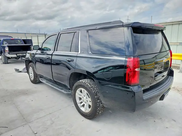 1GNSKBKC4LR281815 2020 CHEVROLET TAHOE - Image 2