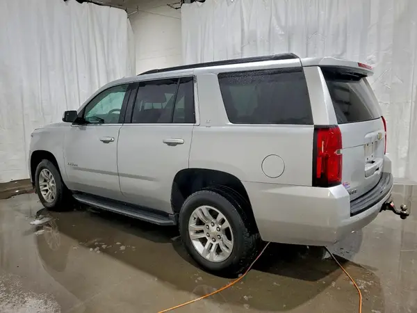 1GNSKBKC4LR303831 2020 CHEVROLET TAHOE - Image 2