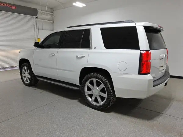 1GNSKBKC5GR456031 2016 CHEVROLET TAHOE - Image 2