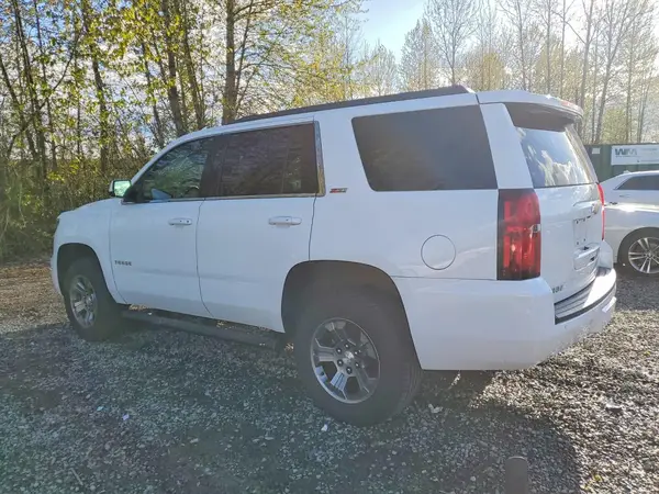 1GNSKBKC5HR185716 2017 CHEVROLET TAHOE - Image 2