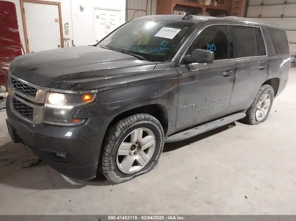 1GNSKBKC5HR216382 2017 CHEVROLET TAHOE - Image 2