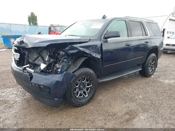 1GNSKBKC5HR238284 2017 CHEVROLET TAHOE - Image 2