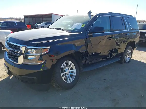 1GNSKBKC5HR298095 2017 CHEVROLET TAHOE - Image 2