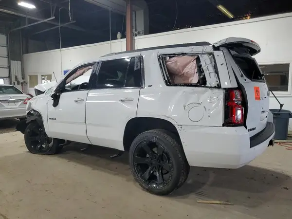1GNSKBKC5JR154231 2018 CHEVROLET TAHOE - Image 2