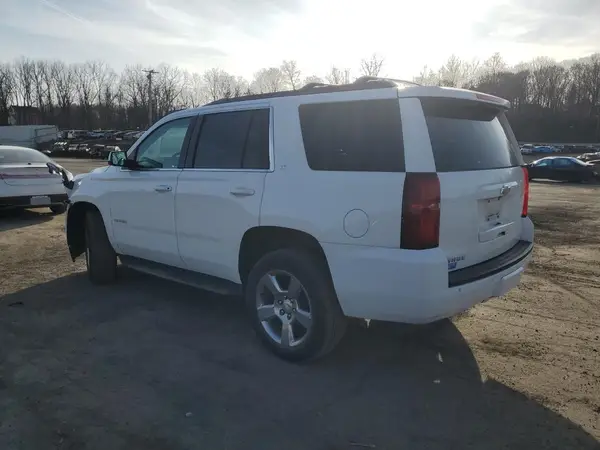 1GNSKBKC5JR210071 2018 CHEVROLET TAHOE - Image 2