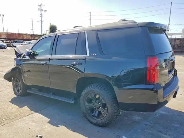 1GNSKBKC5JR216565 2018 CHEVROLET TAHOE - Image 2