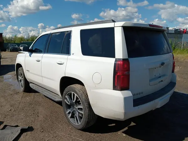 1GNSKBKC5JR265930 2018 CHEVROLET TAHOE - Image 2