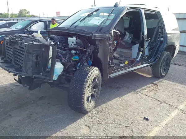 1GNSKBKC5KR254184 2019 CHEVROLET TAHOE - Image 2