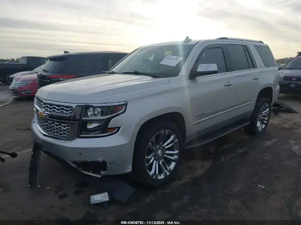 1GNSKBKC5KR353135 2019 CHEVROLET TAHOE - Image 2