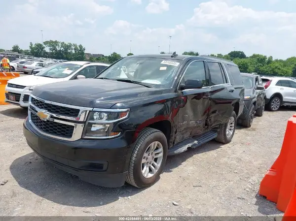 1GNSKBKC5KR388869 2019 CHEVROLET TAHOE - Image 2