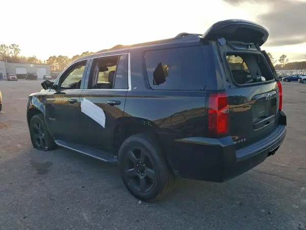 1GNSKBKC5LR178015 2020 CHEVROLET TAHOE - Image 2