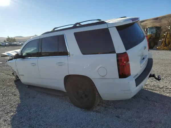 1GNSKBKC6HR123290 2017 CHEVROLET TAHOE - Image 2