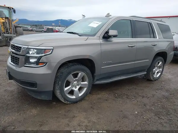 1GNSKBKC6HR134046 2017 CHEVROLET TAHOE - Image 2