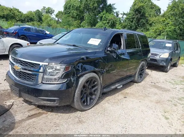 1GNSKBKC6HR166768 2017 CHEVROLET TAHOE - Image 2