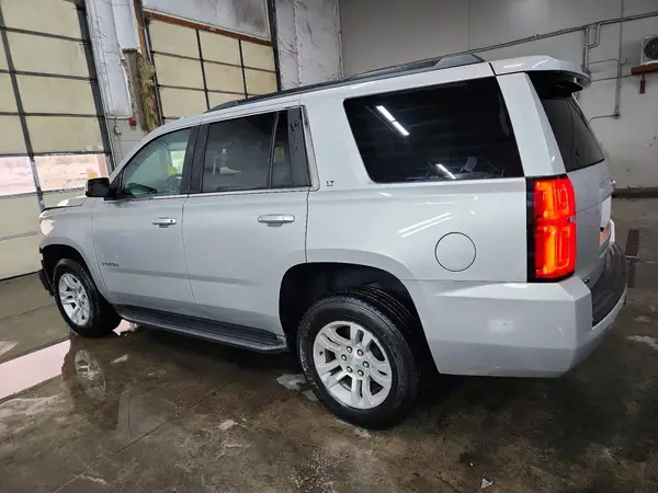 1GNSKBKC6HR187698 2017 CHEVROLET TAHOE - Image 2