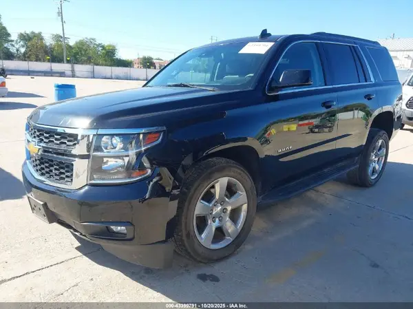 1GNSKBKC6HR255644 2017 CHEVROLET TAHOE - Image 2