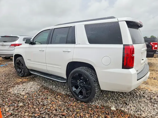 1GNSKBKC6JR179574 2018 CHEVROLET TAHOE - Image 2