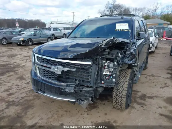 1GNSKBKC6JR188307 2018 CHEVROLET TAHOE - Image 2