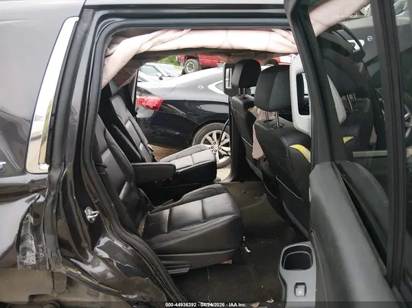 1GNSKBKC6JR208913 2018 CHEVROLET TAHOE - Image 8