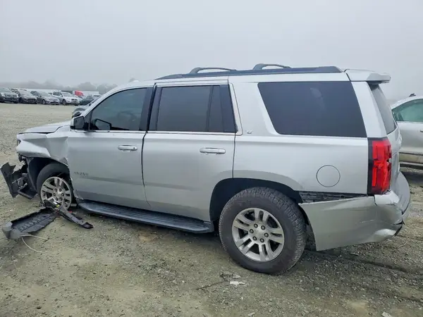 1GNSKBKC6JR388040 2018 CHEVROLET TAHOE - Image 2
