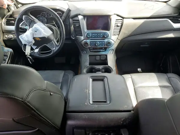 1GNSKBKC6KR133647 2019 CHEVROLET TAHOE - Image 8