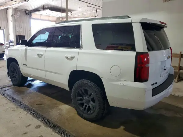 1GNSKBKC7HR190867 2017 CHEVROLET TAHOE - Image 2