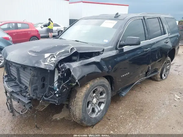 1GNSKBKC7HR352528 2017 CHEVROLET TAHOE - Image 2