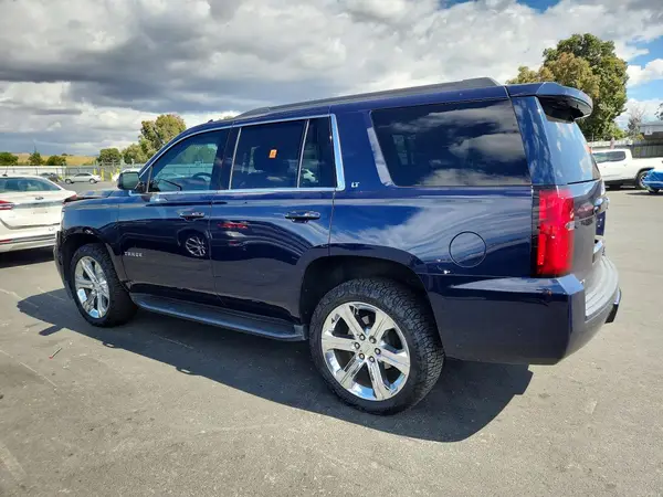 1GNSKBKC7JR126849 2018 CHEVROLET TAHOE - Image 2