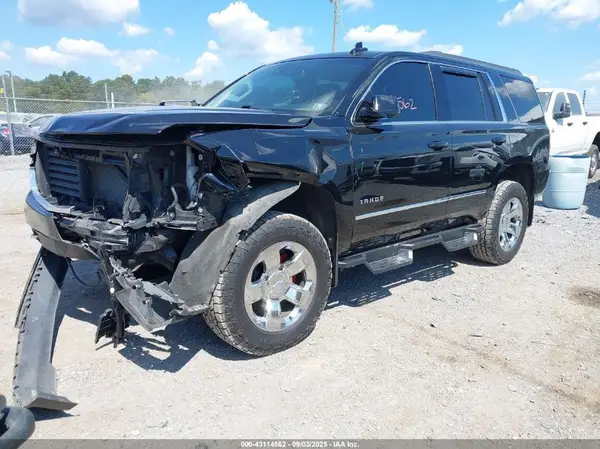 1GNSKBKC7JR156188 2018 CHEVROLET TAHOE - Image 2