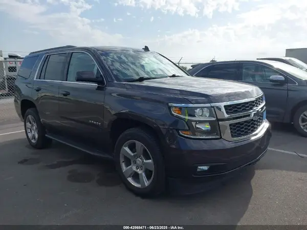 1GNSKBKC7JR283698 2018 CHEVROLET TAHOE - Image 1
