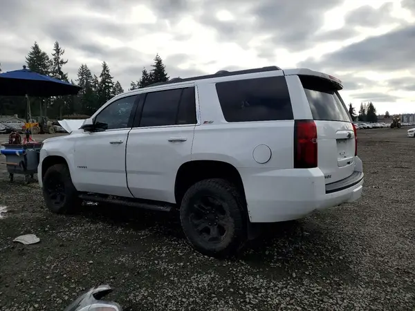1GNSKBKC7JR351188 2018 CHEVROLET TAHOE - Image 2