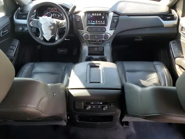 1GNSKBKC7KR109261 2019 CHEVROLET TAHOE - Image 8