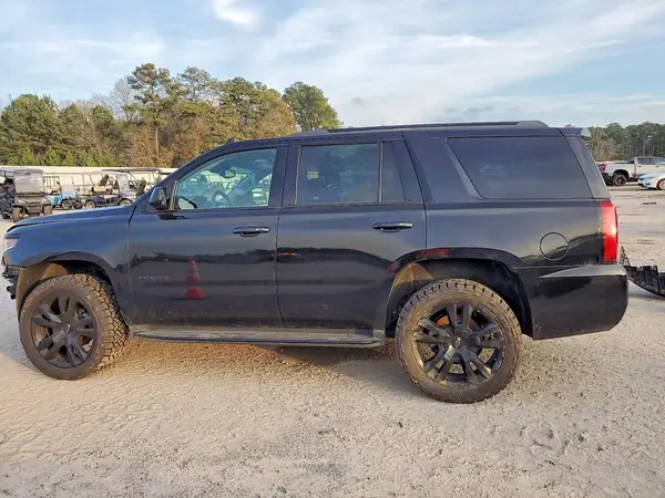 1GNSKBKC7KR245812 2019 CHEVROLET TAHOE - Image 2