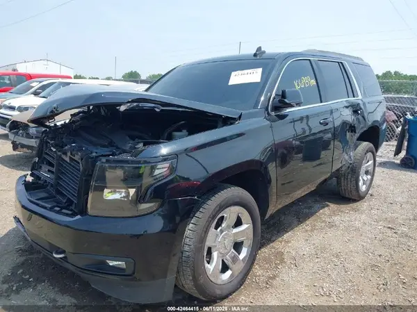 1GNSKBKC7KR253912 2019 CHEVROLET TAHOE - Image 2