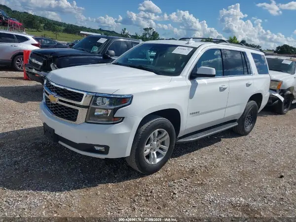 1GNSKBKC7KR277076 2019 CHEVROLET TAHOE - Image 2