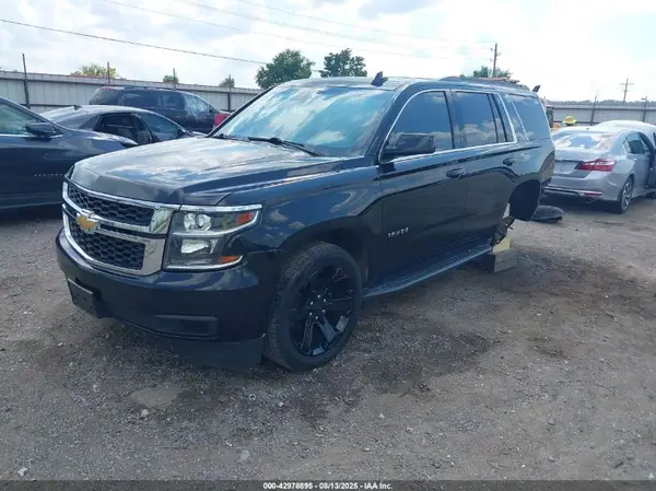 1GNSKBKC7KR342363 2019 CHEVROLET TAHOE - Image 2