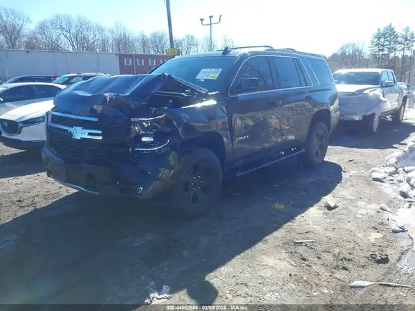 1GNSKBKC7KR349006 2019 CHEVROLET TAHOE - Image 2