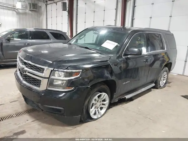 1GNSKBKC7KR388744 2019 CHEVROLET TAHOE - Image 2