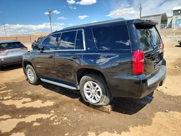 1GNSKBKC8HR118978 2017 CHEVROLET TAHOE - Image 2