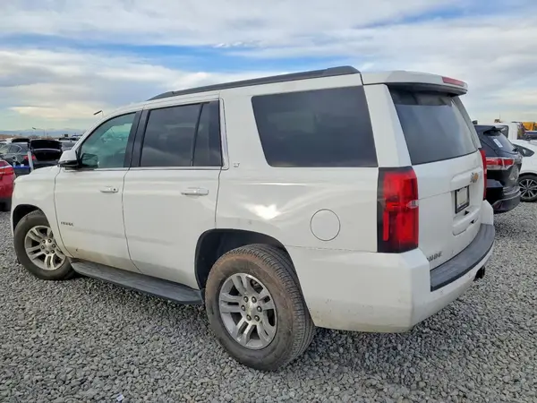 1GNSKBKC8HR181529 2017 CHEVROLET TAHOE - Image 2