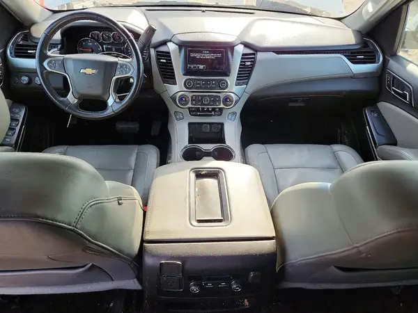 1GNSKBKC8HR213217 2017 CHEVROLET TAHOE - Image 8