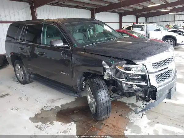 1GNSKBKC8HR326004 2017 CHEVROLET TAHOE - Image 1
