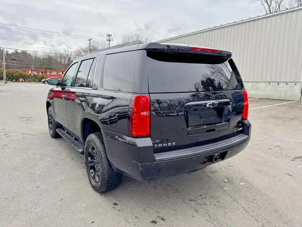 1GNSKBKC8JR256851 2018 CHEVROLET TAHOE - Image 2