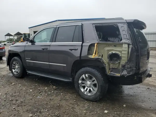 1GNSKBKC8JR268689 2018 CHEVROLET TAHOE - Image 2