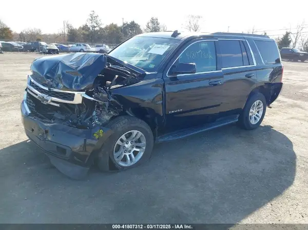 1GNSKBKC8JR302016 2018 CHEVROLET TAHOE - Image 2