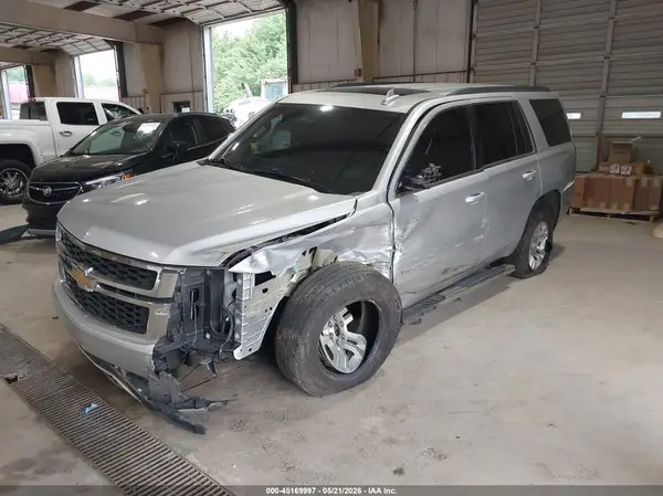 1GNSKBKC8JR393529 2018 CHEVROLET TAHOE - Image 2