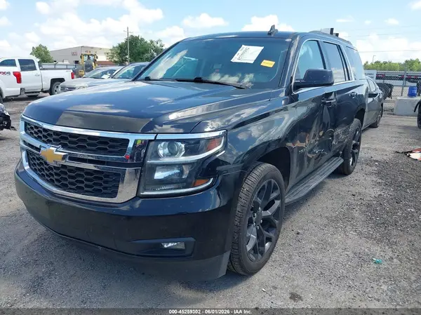 1GNSKBKC8JR394325 2018 CHEVROLET TAHOE - Image 2