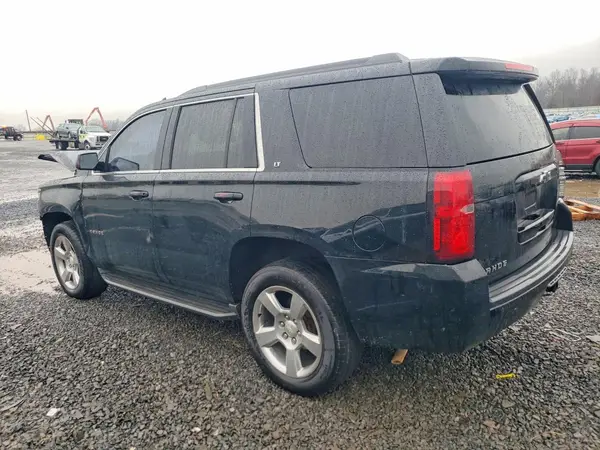 1GNSKBKC8KR106742 2019 CHEVROLET TAHOE - Image 2