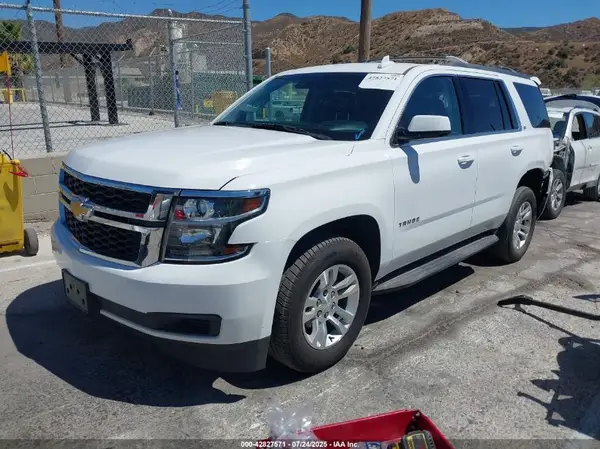 1GNSKBKC8KR122715 2019 CHEVROLET TAHOE - Image 2